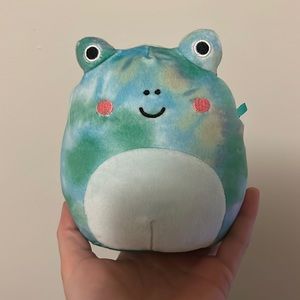 5” Tie dye frog Squishmallow BNWT